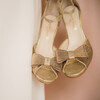 Gold glitter heel with bow
