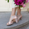Salomé en irisé or rose et fines paillettes or blond
