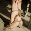 Chloé en fines paillettes et glitter champagne