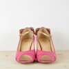 Open-toed pump in raspberry and champagne paillette