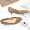 Pointed toe pump in rosewood 