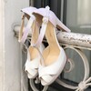 Salomé plateforme ouverte en vernis blanc et fine paillette blanche