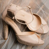 Charlotte plateforme en lisse beige rosé et fine paillette or blond