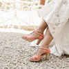 Salomé ouverte en velours corail clair, paillettes champagne