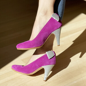 Escarpin en velours fuchsia et fine paillette argent Dessine moi un soulier