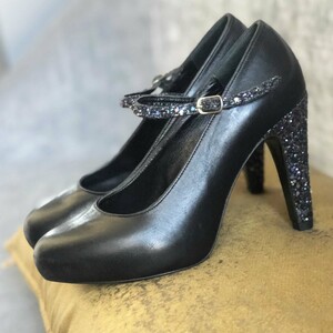 Escarpin plateforme, en cuir noir et glitter starlight