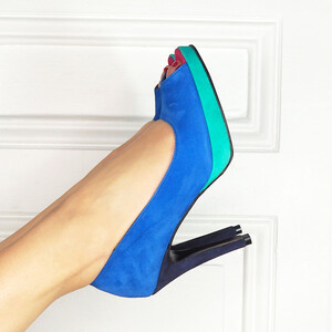 Escarpin plateforme bleu électrique