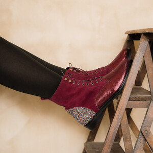 Bottine Billie en velours et irisé grenat, glitter multicolore