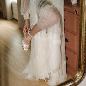 Charlotte high en irisé ivoire, cuir lisse et paillettes blancs