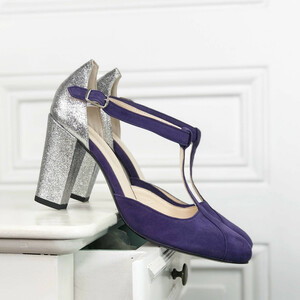 Chaussure à talon violet