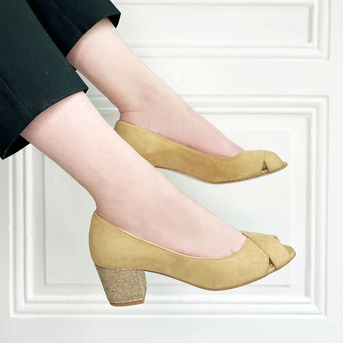 Open-toed pump in sand suede and champagne paillette