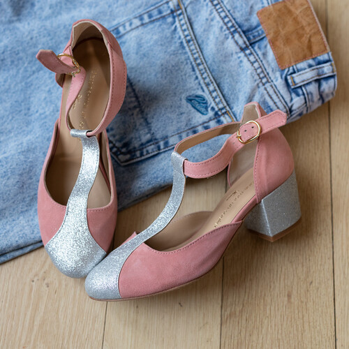 Salomé en velours blush et paillettes argentées