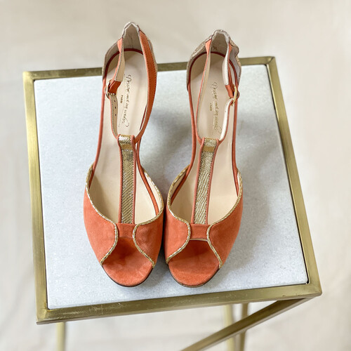Sandale Charlotte en velours corail foncé et fine paillette champagne