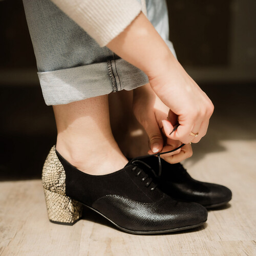 Richelieu à talons en velours et vipérine noire, python
