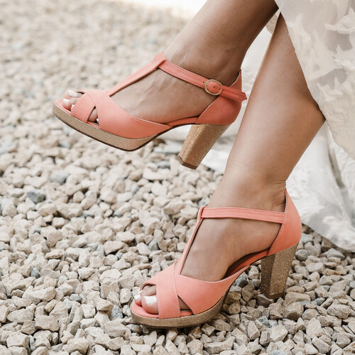 Salomé ouverte en velours corail clair, paillettes champagne