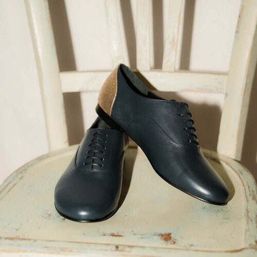 Richelieu plat en cuir lisse marine et paillettes champagne