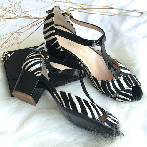 Salomé brides croisées poil zèbre et cuir vernis noir Salomé ouverte zèbre