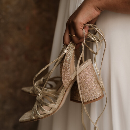 gold bridal shoes