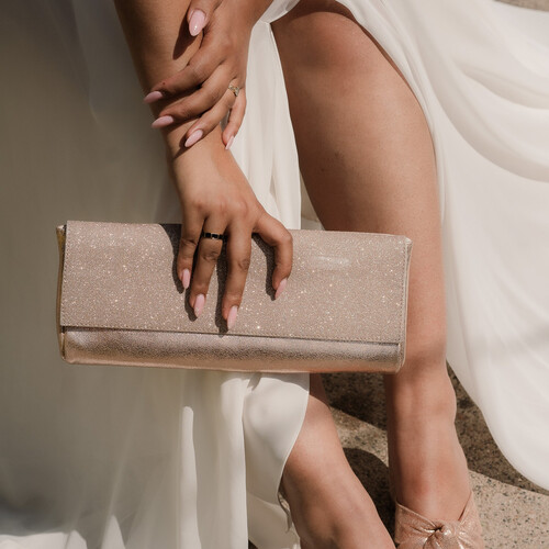 Customized clutches