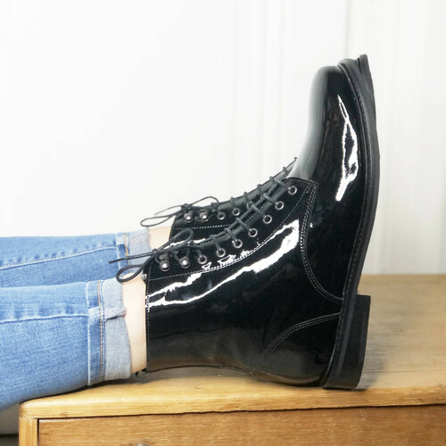 Combat boots Combat boots