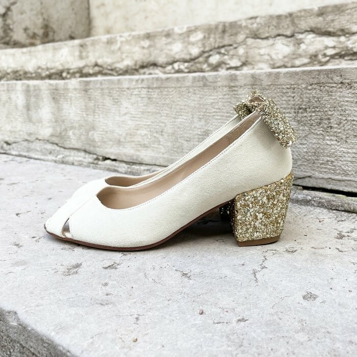 Escarpin talon carré blanc et doré