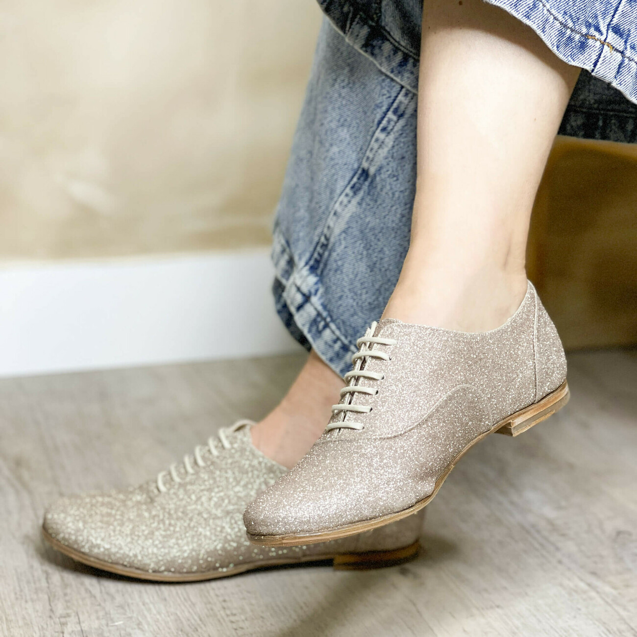 Derbies dorées